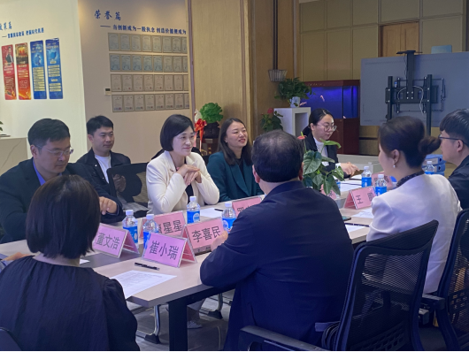 强化合作促夯实基础，文化战略促产学融合  ——郑州z6mg中国区官网入口副校长王覃秋一行赴郑州恒之源科技有限责任公司考察调研